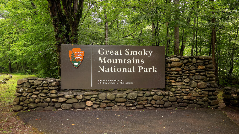 View of the sign for Great Smoky Mountains National Park, a great North Carolina day trip from Highlands